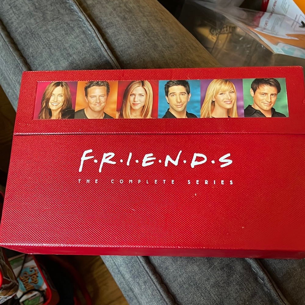 Friends, the complete series dvd with bonus content